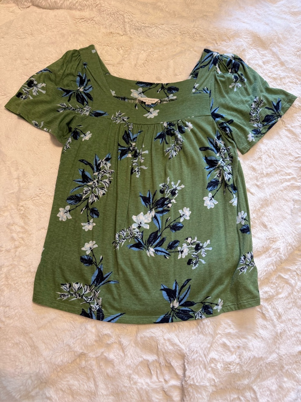 Lucky Brand Green Floral Square-Neck Women’s Top